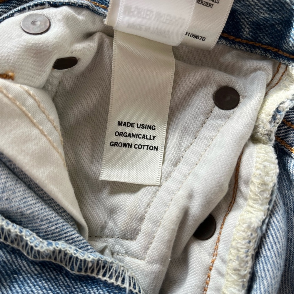 Agolde Stella Shorts - Picture 8 of 10
